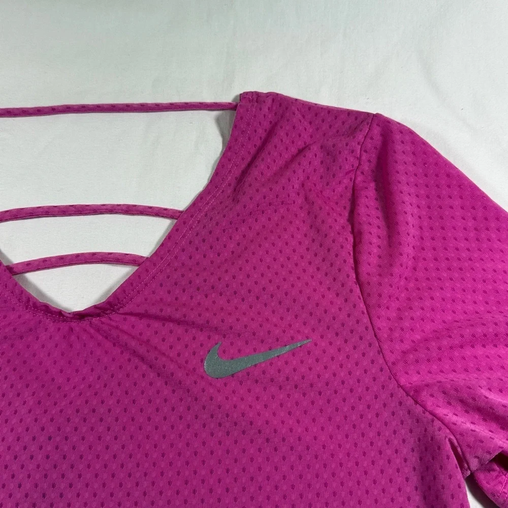 Nike Women's Pink Short Sleeve Tee